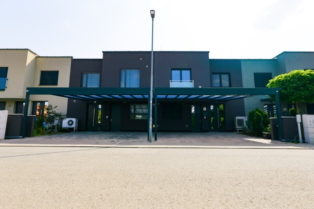 Přístřešek POLLEX samostatně stojící